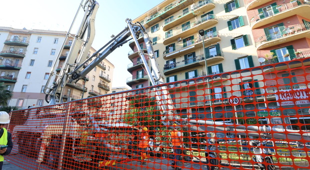  Rapina in banca al Vomero, tunnel cementato: «Ora è più sicura» 
