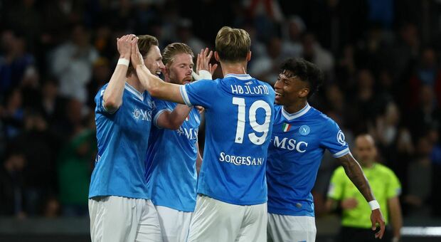  Napoli-Cremonese 4-0, il riscatto dei big nella notte show 