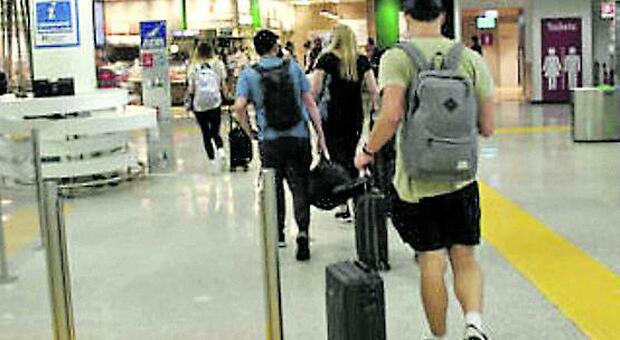 Turismo, guerra e rincari. La strategia di Decaro: «Lavoriamo sugli italiani»