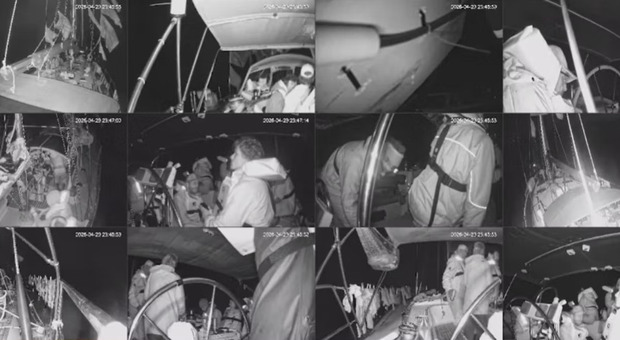https://statics.cedscdn.it/photos/MED/2026/04/29/9503437_29235050_flotilla.jpg
