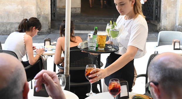 Lavoro nei festivi per 278.000 veneti nel weekend del Primo Maggio: &laquo;Si rischia un isolamento silenzioso che pesa sulla qualit&agrave; della vita&raquo;