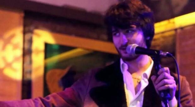 Davide Lucchelli, batterista padovano scomparso: era con la band trevigiana in concerto a Budapest. Tra le ipotesi spunta un incontro pericoloso
