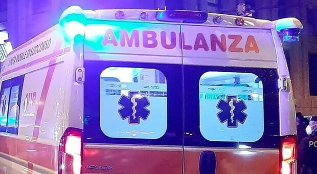 Incidente a Bologna, morta una ragazza: Mariam Aqsa, 25 anni, stava tornando a casa dal lavoro. «La sorella è gravissima»