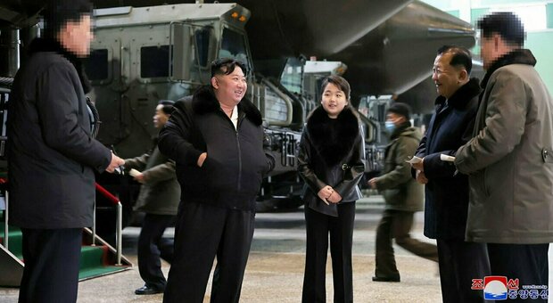 https://statics.cedscdn.it/photos/MED/2026/05/06/9515206_06143116_kim_jong_un.jpg