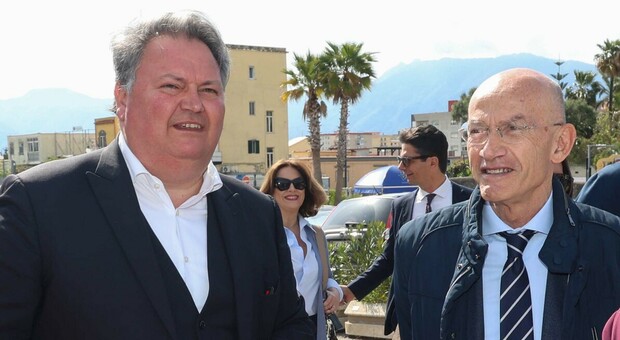 Torre Annunziata, asili nido e processione: i due anni di Cuccurullo tra rilancio e tensioni