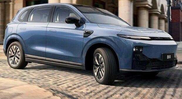 https://statics.cedscdn.it/photos/MED/2026/05/08/9519896_08175731_nuova_leapmotor_b10_reev_hybrid_campelo_motors_00.jpg