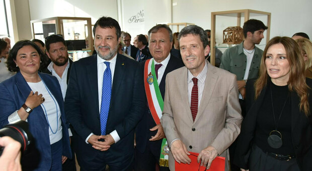 Biennale, Salvini: &laquo;L&rsquo;Europa? Volgare. Non ci servono i suoi 2 milioni&raquo;