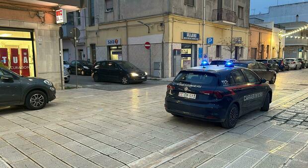 «Faida fra famiglie e omertà»: tentato omicidio, arrestati padre e figlio