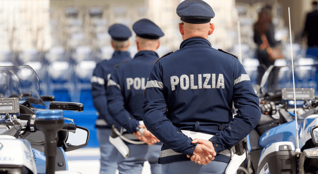 https://statics.cedscdn.it/photos/MED/2026/05/09/9521596_09130925_concorso_polizia.jpg