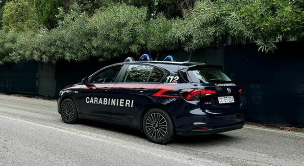 Corridonia, dal Belgio fanno visita ai parenti poi dopo la festa a base di alcol si picchiano