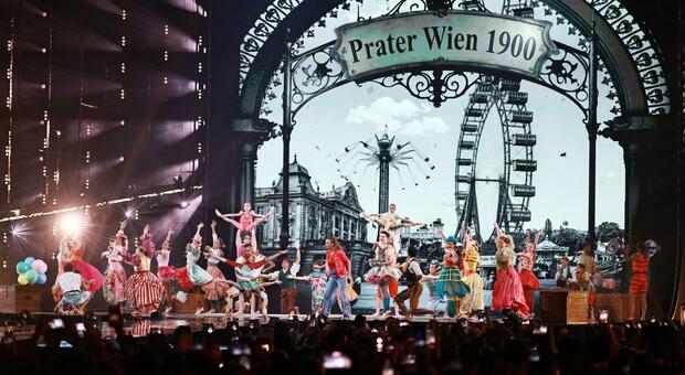 https://statics.cedscdn.it/photos/MED/2026/05/12/9527101_12094030_eurovision4.jpg