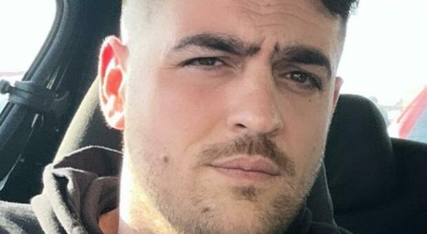 Frattamaggiore, spedizione punitiva contro ristoratori: il raid del centauro killer