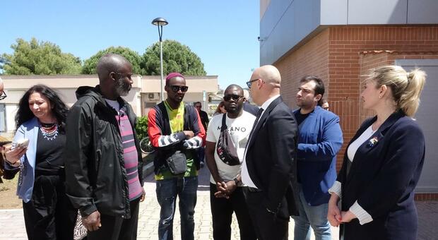 A Taranto inaugurato lo Sportello di Mediazione Interculturale intitolato a Bakary Sako: l'inclusione come risposta alla violenza