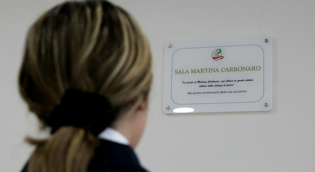 Martina Carbonaro uccisa dall'ex, la sorella di Alessio Tucci: &laquo;Mio fratello deve pagare&raquo;