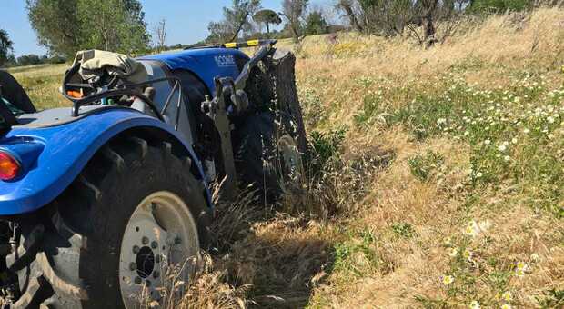 Morto a 60 anni sul trattore: malore mentre lavora in campagna