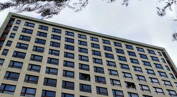 Sesso con un minorenne, cancellata l'assoluzione per la prof: si torna in appello