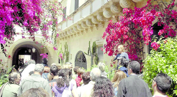 Lecce, porte aperte su arte e bellezza: i cortili di 40 palazzi si svelano
