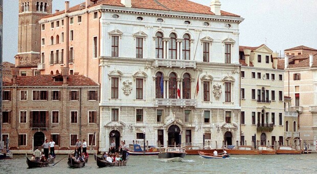 Veneto, la grande corsa agli incarichi di vertice: 800 in pista per 46 posti