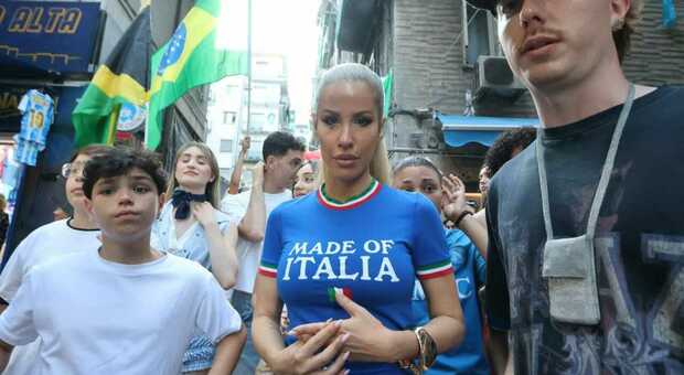 Napoli, da Baby K alla Foglietta: è Quartieri Spagnoli mania