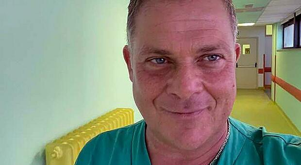 Stefano Placidi, il medico (protagonista di Uomini e donne) sospeso dall'ospedale di Rieti per video non autorizzati dalla struttura. La sua difesa