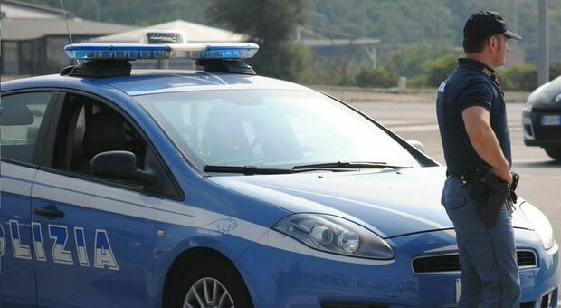 https://statics.cedscdn.it/photos/MED/2026/05/28/9559732_28073420_polizia11.jpg