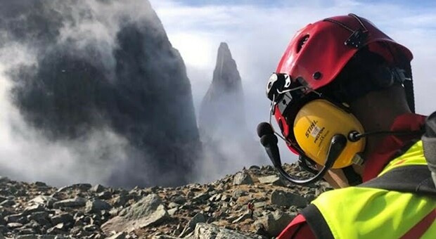 Cadute in montagna, una morta e una ferita grave in poche ore tra Val di Fiemme e Lagorai