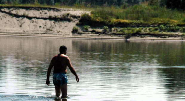 Fa il bagno nel Ticino: disperso. Si cerca un 23enne residente in Puglia