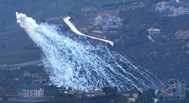 https://statics.cedscdn.it/photos/MED/2026/06/06/9577405_06185649_fosforo_bianco.jpg
