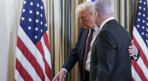 https://statics.cedscdn.it/photos/MED/2026/06/06/9577526_06210443_trump_netanyahu.jpg