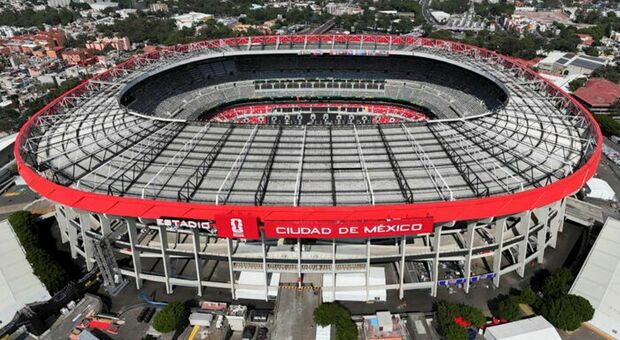 https://statics.cedscdn.it/photos/MED/2026/06/10/9584642_10201722_stadio_azteca.jpg