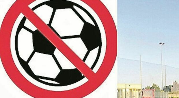 Sammichele di Bari, vietato giocare a pallone in piazza: scatta l'ordinanza