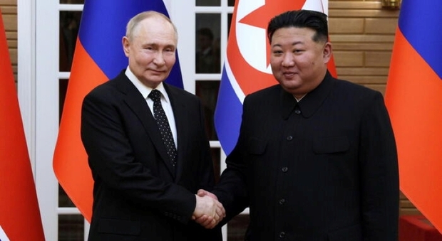 https://statics.cedscdn.it/photos/MED/2026/06/11/9586396_11141219_kim_jong_un_e_putin2.jpg