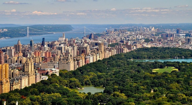 https://statics.cedscdn.it/photos/MED/2026/06/11/9586606_11180547_dariasophia_manhattan_3425664_1920.jpg