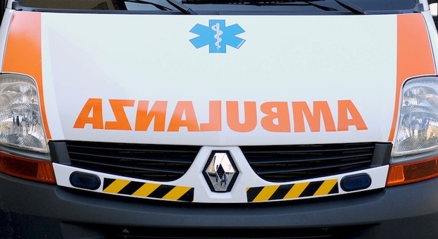 Salento, caduta con la moto: grave un 50enne