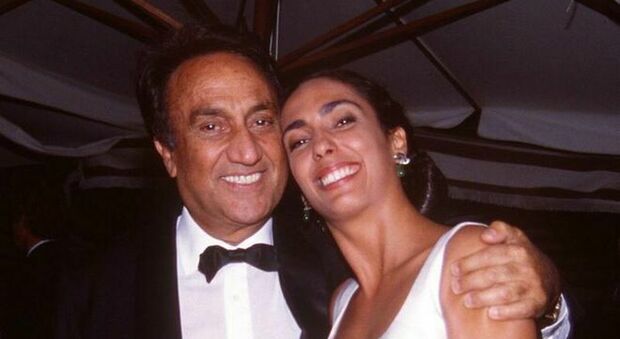 https://statics.cedscdn.it/photos/MED/2026/06/20/9604129_20093419_fede_figlie.jpg