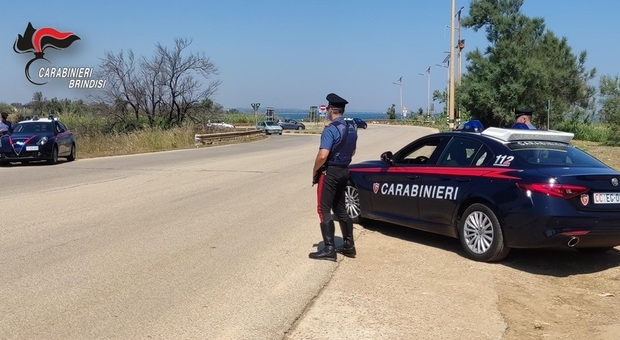 Attentato dinamitardo a un imprenditore: arrestato un 30enne, ricercato il complice