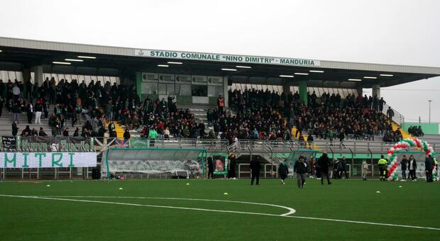 Blitz della Finanza allo stadio: reati fiscali, nel mirino il calcio