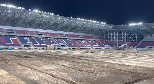 Taranto, lo Iacovone sarà un gioiello: oltre 20mila posti, omologato per partite internazionali e concerti. Il video dall'interno