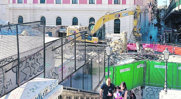 Bari, giù i vecchi edifici di Via Fani per il progetto "Nodo verde"