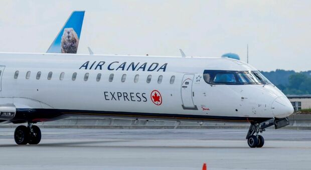 https://statics.cedscdn.it/photos/MED/2026/06/28/9620130_28200653_air_canada.jpg