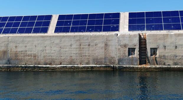 Sassi contro i pannelli fotovoltaici sulla diga, D?Attis chiede aiuto al prefetto: «Questo non è solo vandalismo»