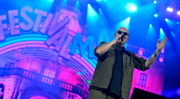 immagine Max Pezzali, scaletta e orari concerto a Messina: doppia notte allo Stadio Franco Scoglio
