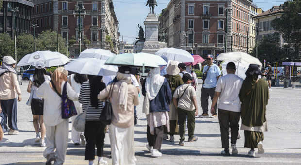 immagine Caldo africano, picco in arrivo: temperature fino a 45 gradi. Ecco quando e quanto durerà, la mappa delle città più colpite