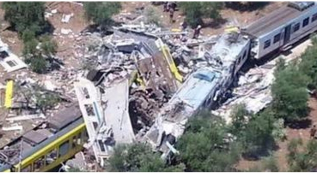 Mattarella ad Andria: il giorno del ricordo dello scontro fra treni