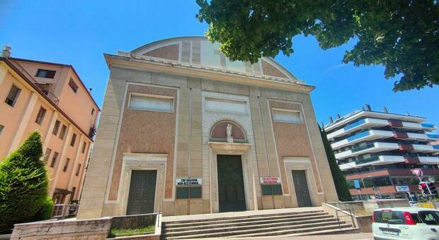Ascoli, la Pastasciutta antifascista di traverso. «Il parroco annulla la manifestazione»