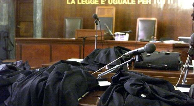 University of Naples Fake Degree Scandal Involves 459 Graduates Over 20 Years
