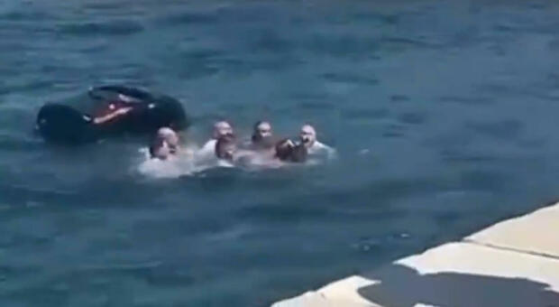 Daniele e Delia stroncati da malori, un uomo muore in piscina: l'afa miete vittime, ecco quando arriva la tregua