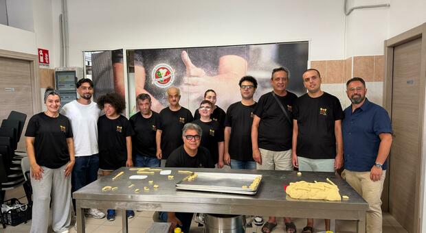 Storie di impresa: Zio Giglio, a Lecce la pizzeria con la ricetta dell'inclusione: gluten free e non solo