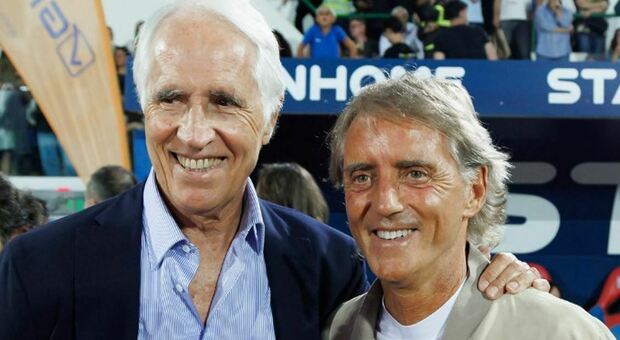 Nazionale, Mancini &egrave; il nuovo ct: l'annuncio di Malag&ograve;. Ranieri verso il ruolo di dt, Chiellini si defila: &laquo;Felice alla Juve&raquo;