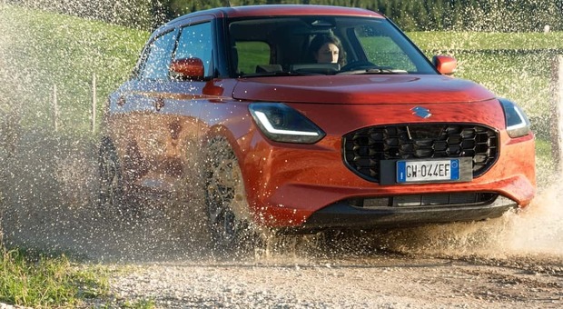 https://statics.cedscdn.it/photos/MED/2026/07/31/9682855_31085410_suzuki_e_i_suoi_4_sistemi_di_trazione_integrale_suzuki_swift.jpg